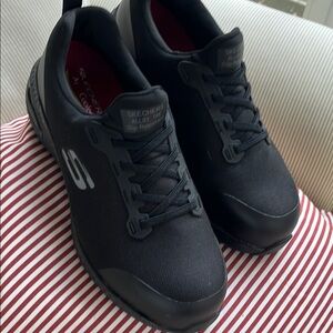 Skechers Men's Black Slip-Resistant Shoes